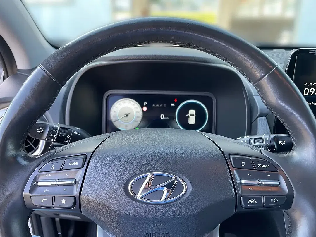 Hyundai KONA Edition 30+ - Thumbnail 8