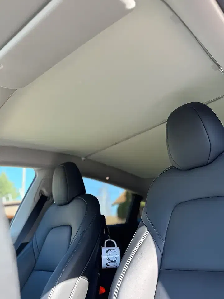 Tesla Model Y RWD Performance Standard Range - Thumbnail 10