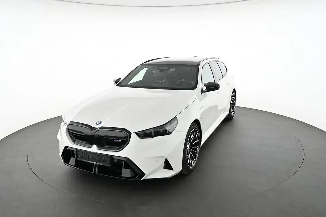 BMW M5 - Thumbnail 11