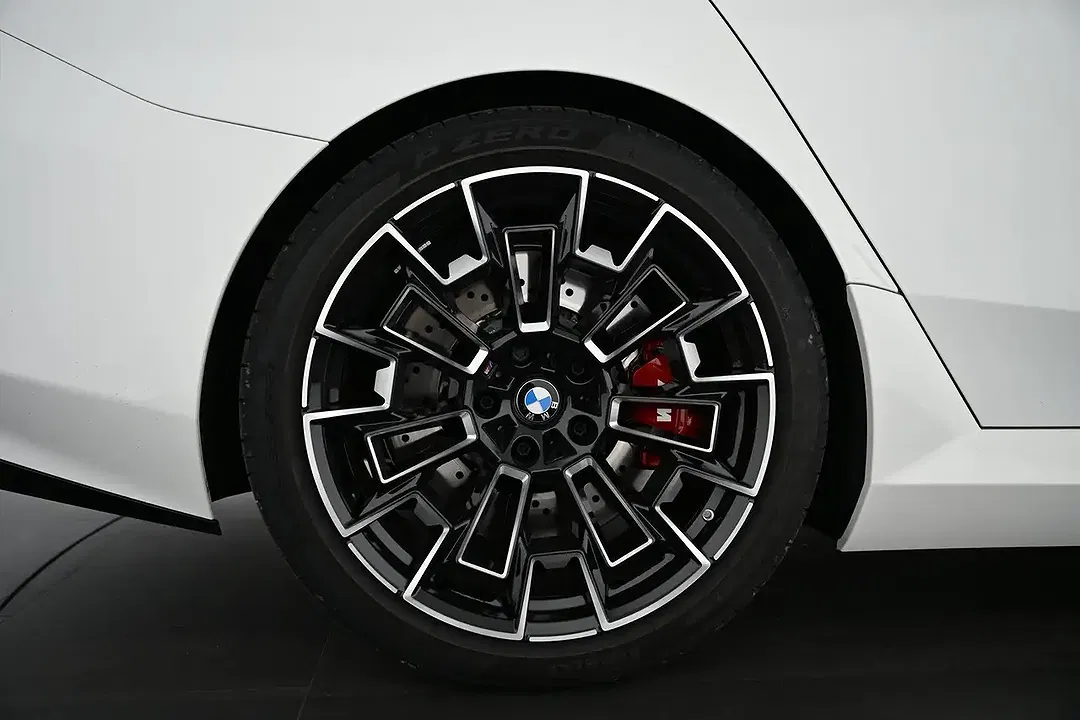 BMW M5 - foto 15