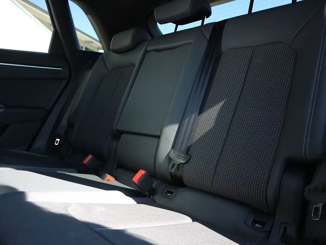 Audi Q3 45 TFSI e S line - Thumbnail 12