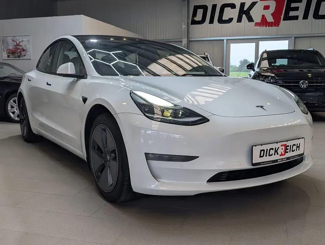 Tesla Model 3 AWD Dual Motor Long Range - Thumbnail 7
