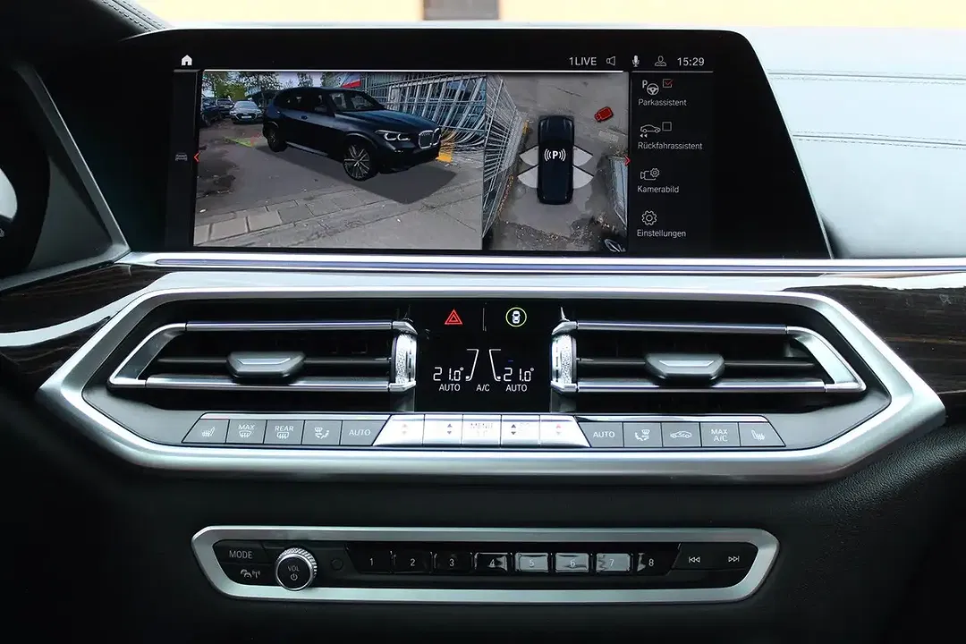 BMW X5 M Sport Individual - Thumbnail 23