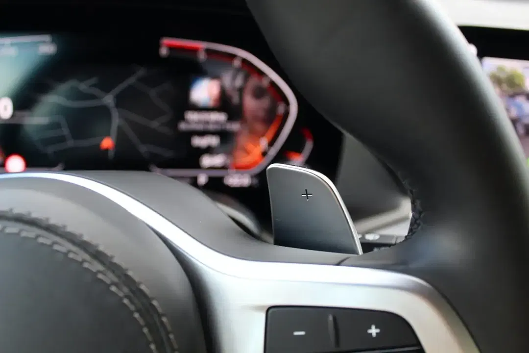 BMW X5 M Sport Individual - Thumbnail 33