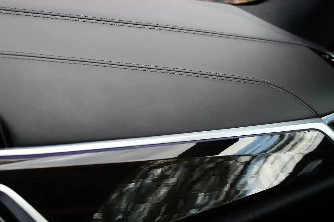 BMW X5 M Sport Individual - Thumbnail 6