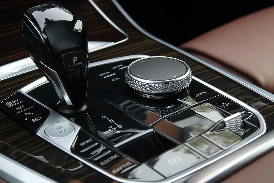 BMW X5 M Sport Individual - Thumbnail 9