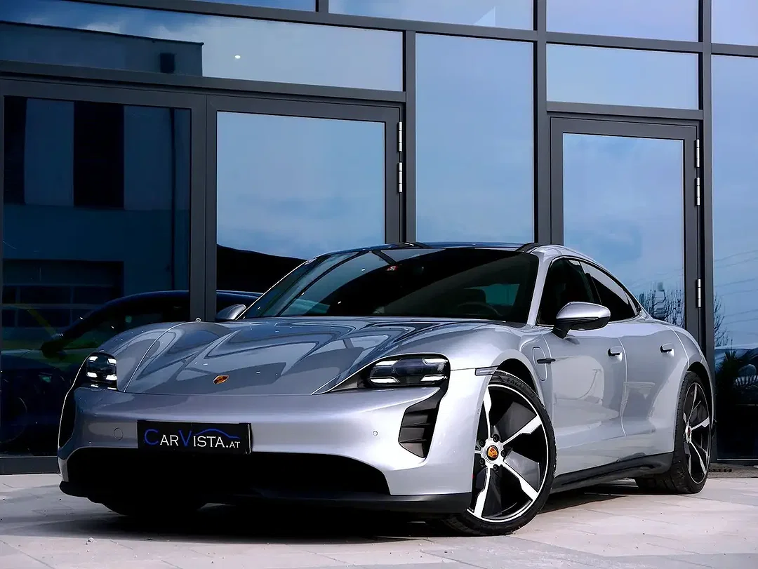 Porsche Taycan Sport Chrono Plus - Afbeelding 1