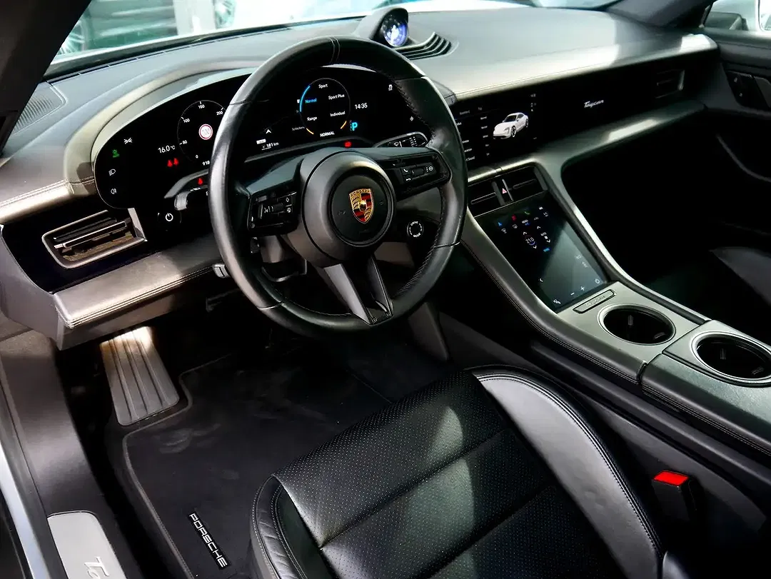 Porsche Taycan Sport Chrono Plus - Thumbnail 12