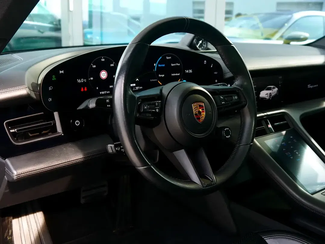 Porsche Taycan Sport Chrono Plus - Thumbnail 13