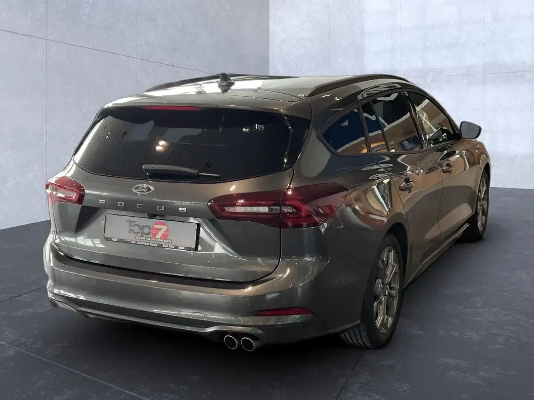 Ford Focus ST-Line X - Thumbnail 4