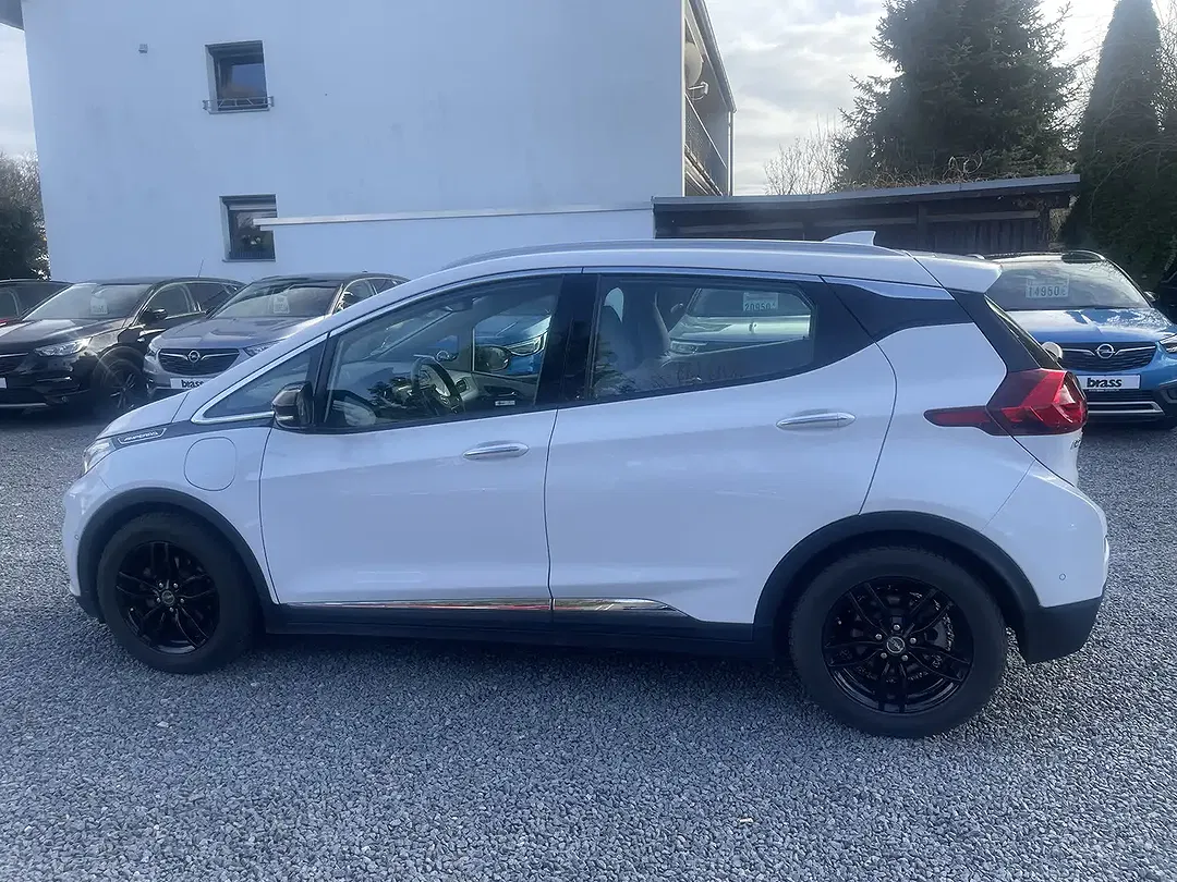 Opel Ampera Plus - foto 2