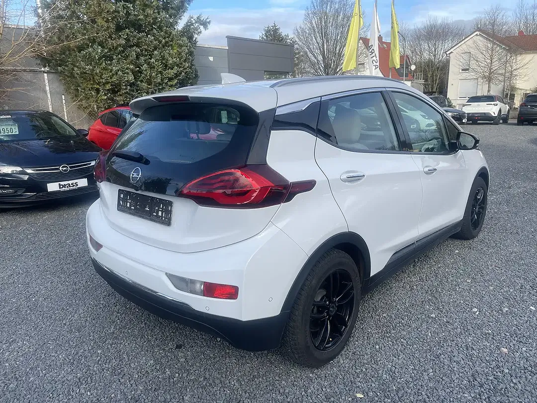 Opel Ampera Plus - Thumbnail 4