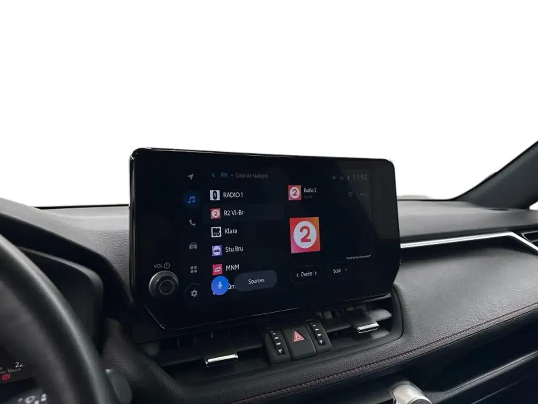 Toyota RAV 4 PHEV 4x4 Plus - Thumbnail 11