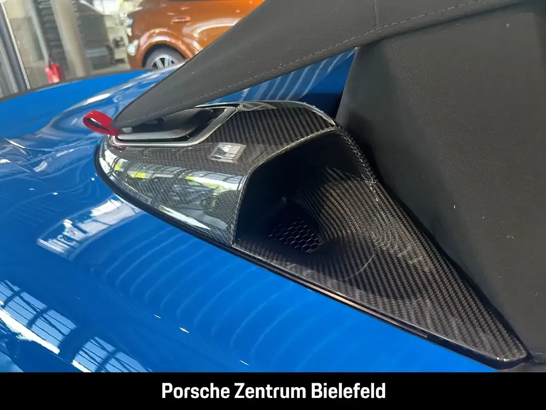 Porsche 718 Spyder RS - foto 15
