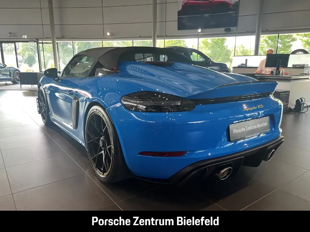 Porsche 718 Spyder RS - Thumbnail 4