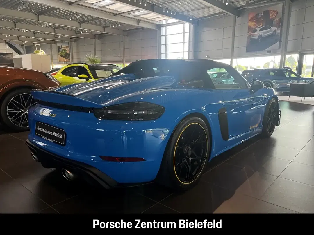 Porsche 718 Spyder RS - Thumbnail 6