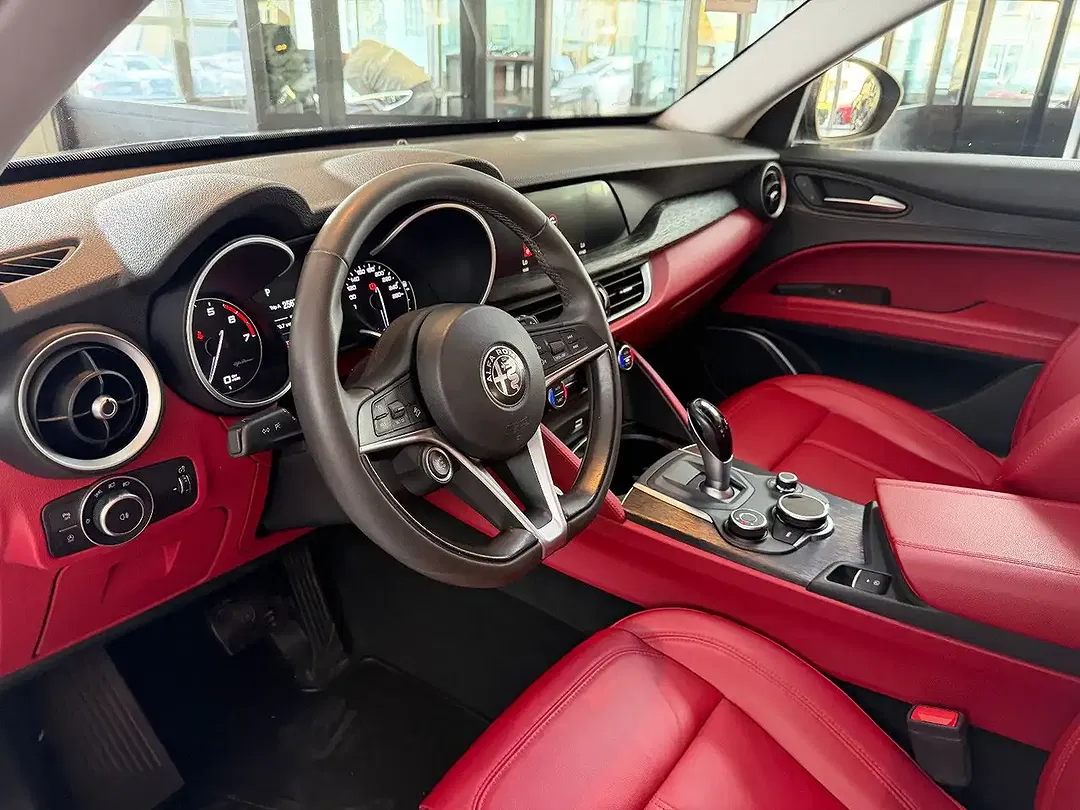 Alfa Romeo Stelvio AUT Q4 Super - Thumbnail 11