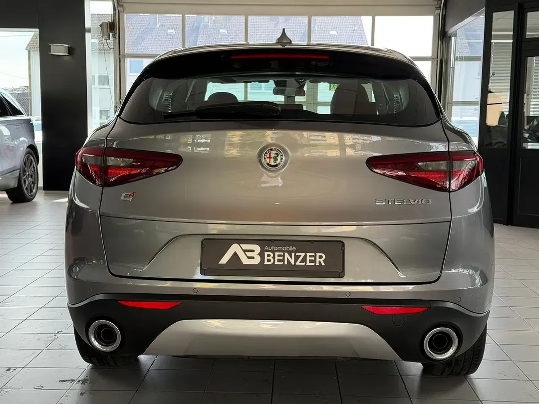 Alfa Romeo Stelvio AUT Q4 Super - Thumbnail 7