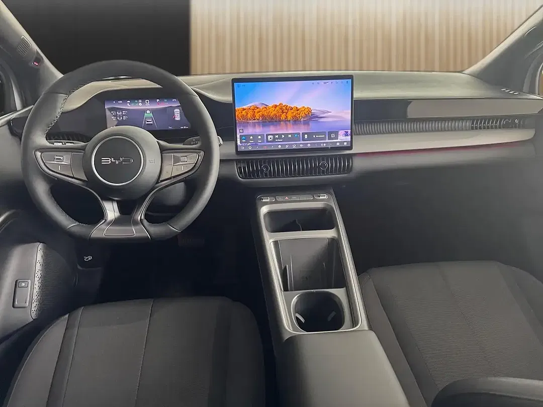 BYD Dolphin 1.5 PHEV DM-i Boost - Thumbnail 11