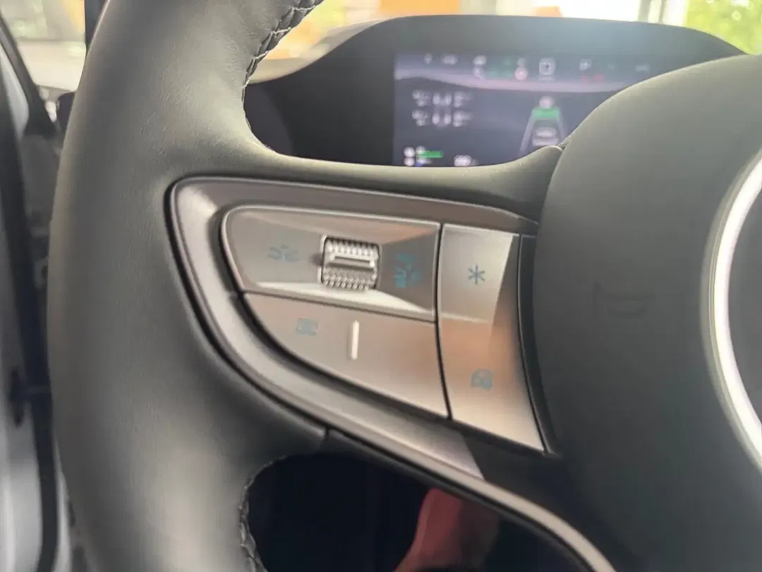 BYD Dolphin 1.5 PHEV DM-i Boost - Thumbnail 15