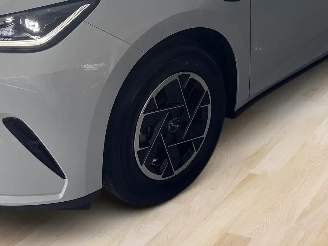 BYD Dolphin 1.5 PHEV DM-i Boost - Thumbnail 7