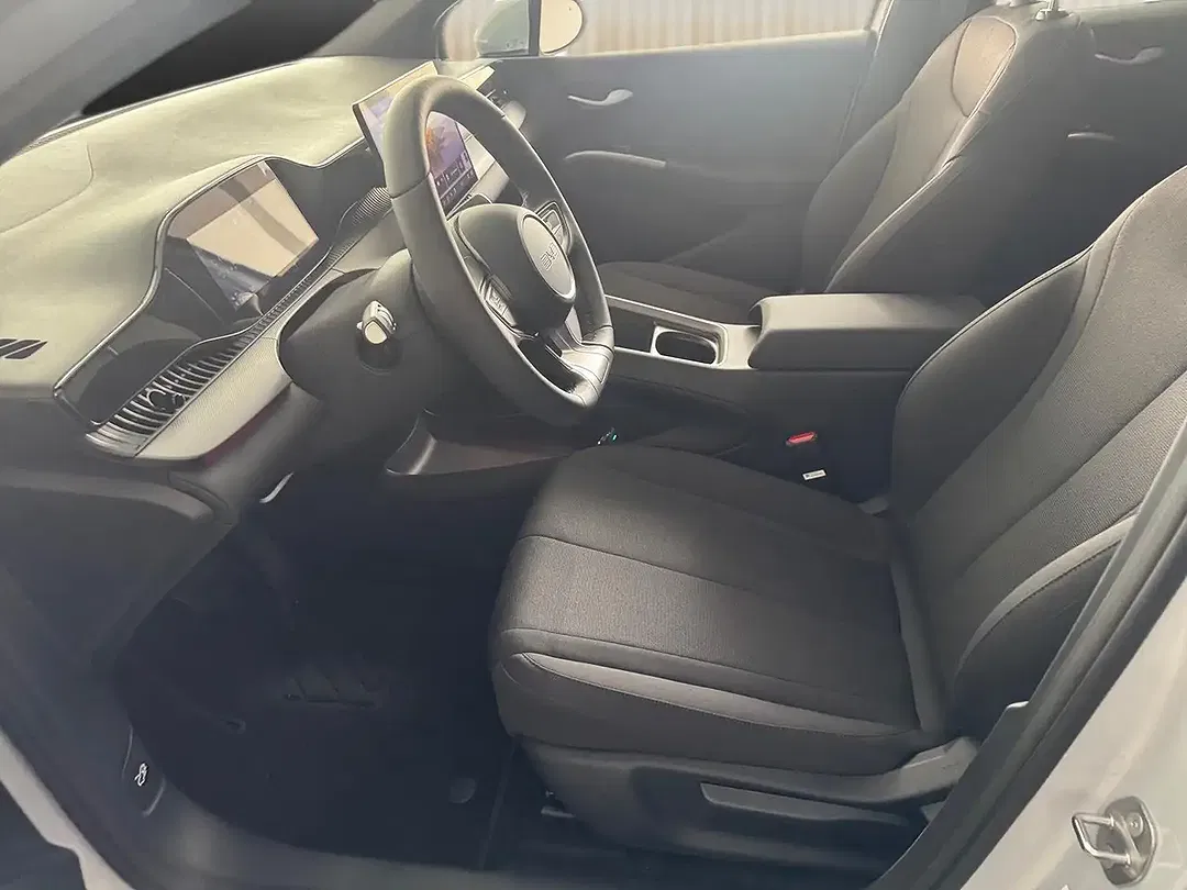 BYD Dolphin 1.5 PHEV DM-i Boost - Thumbnail 8