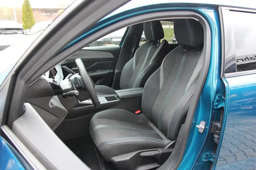 Peugeot 408 PHEV Allure - Thumbnail 5