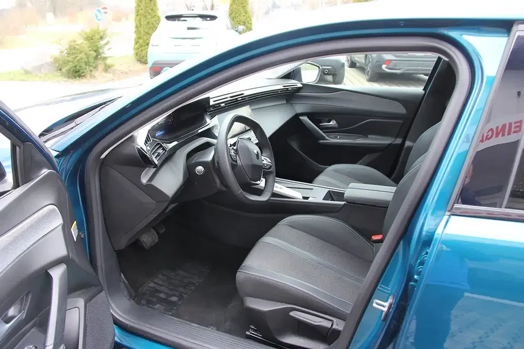 Peugeot 408 PHEV Allure - Thumbnail 8