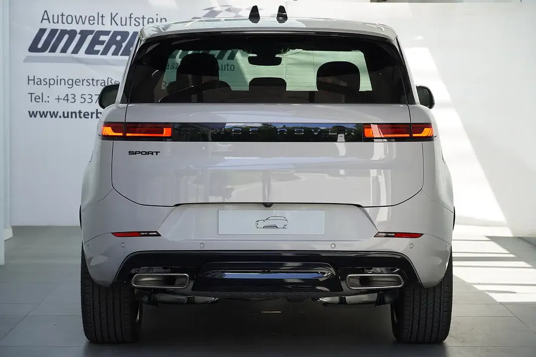 Land Rover Range Rover Sport 3.0 PHEV Dynamic SE - Thumbnail 10