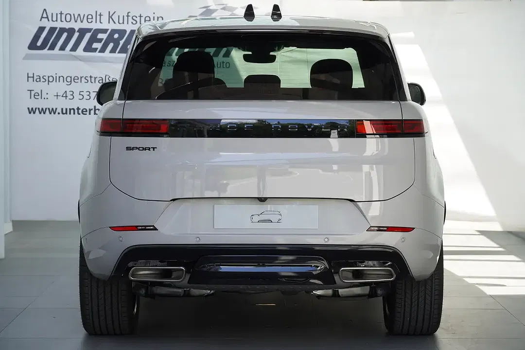 Land Rover Range Rover Sport 3.0 PHEV Dynamic SE - Thumbnail 11