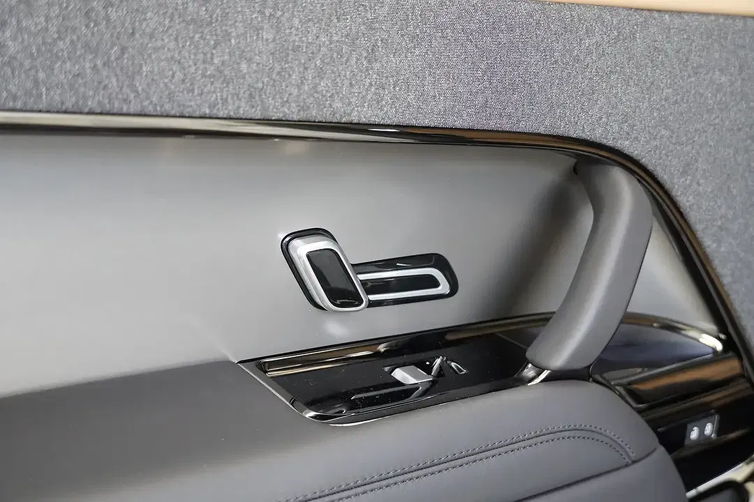 Land Rover Range Rover Sport 3.0 PHEV Dynamic SE - Thumbnail 22