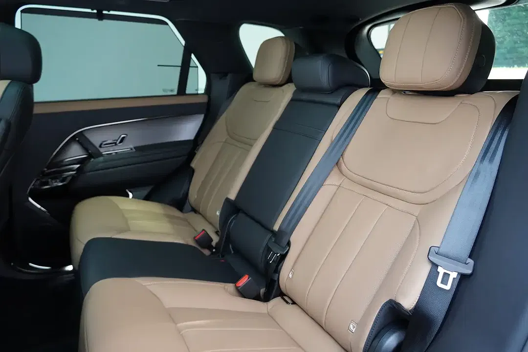 Land Rover Range Rover Sport 3.0 PHEV Dynamic SE - Thumbnail 23