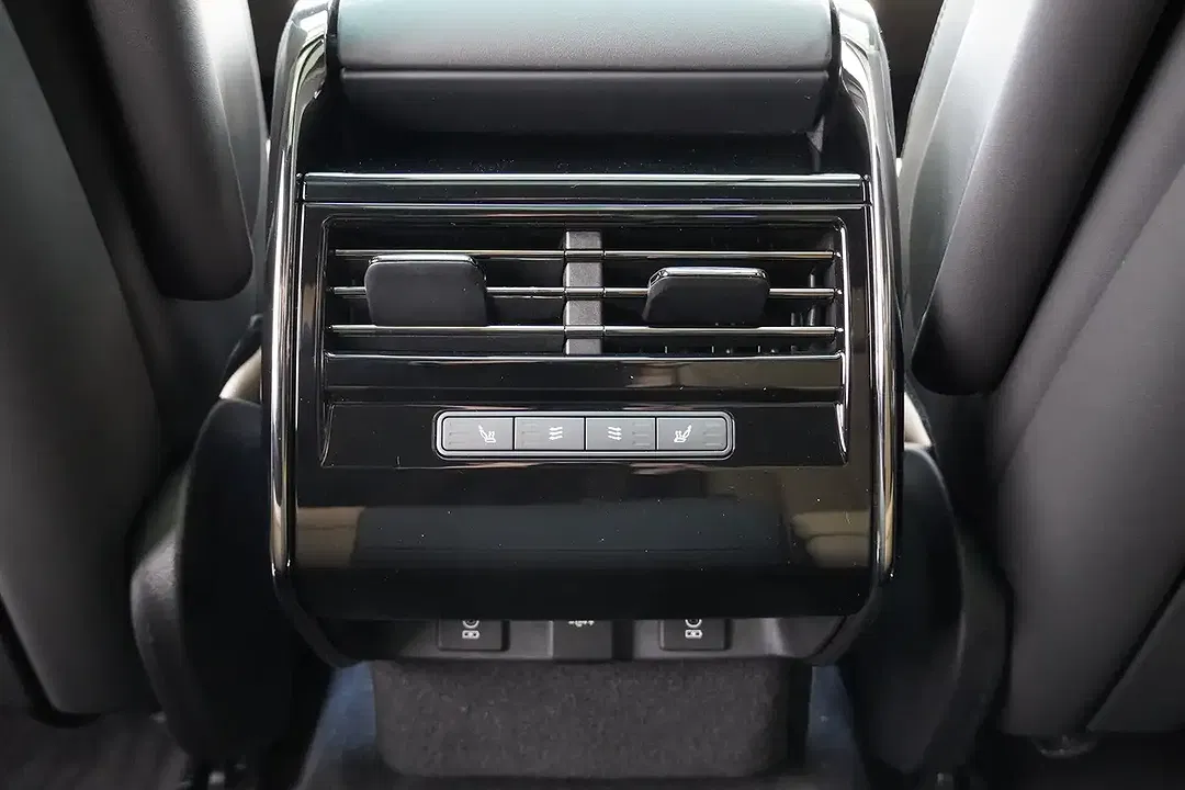Land Rover Range Rover Sport 3.0 PHEV Dynamic SE - Thumbnail 24