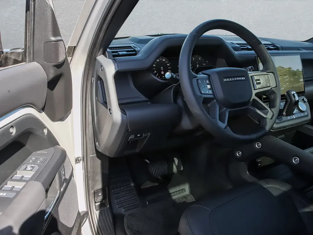 Land Rover Defender D350 110 X-Dynamic HSE - Thumbnail 13