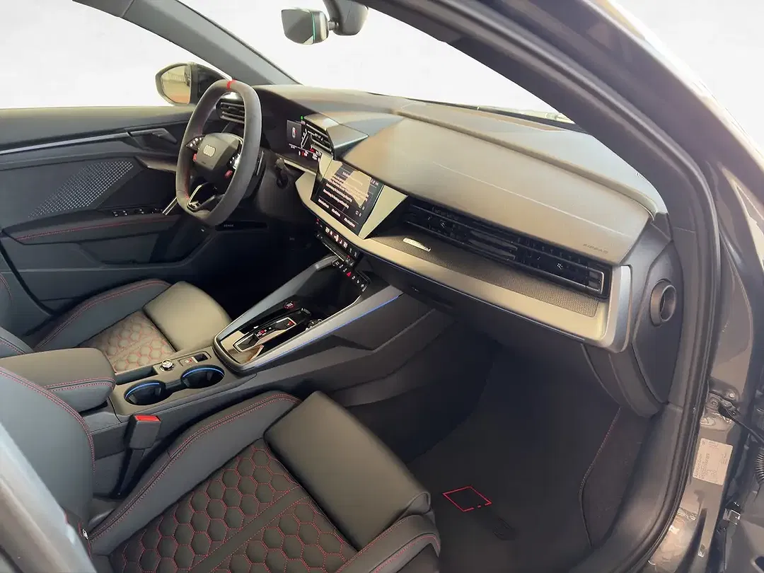 Audi RS3 2.5 TFSI S tronic quattro RS - Thumbnail 8