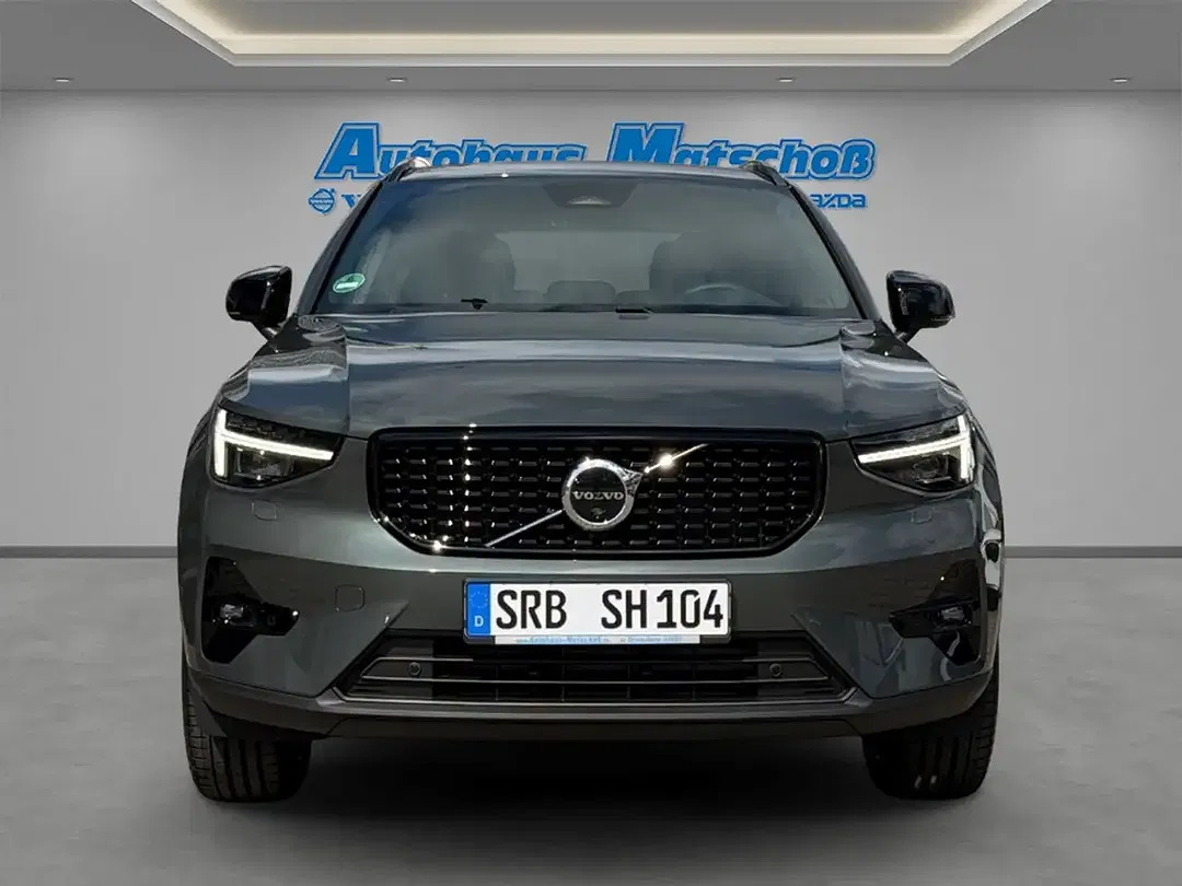 Volvo XC40 B4 Ultra Dark - Thumbnail 8