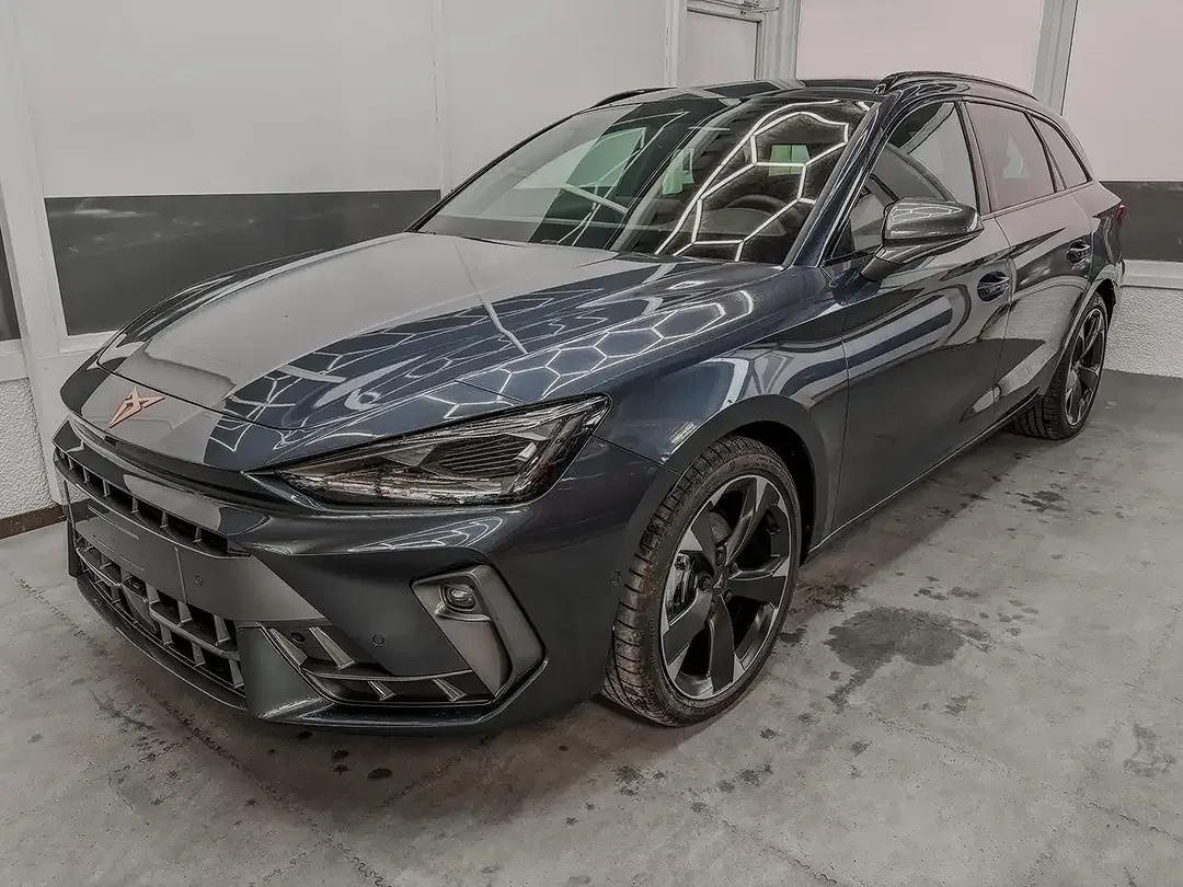 CUPRA Leon 1.5 eTSI DSG Sportstourer - Thumbnail 1