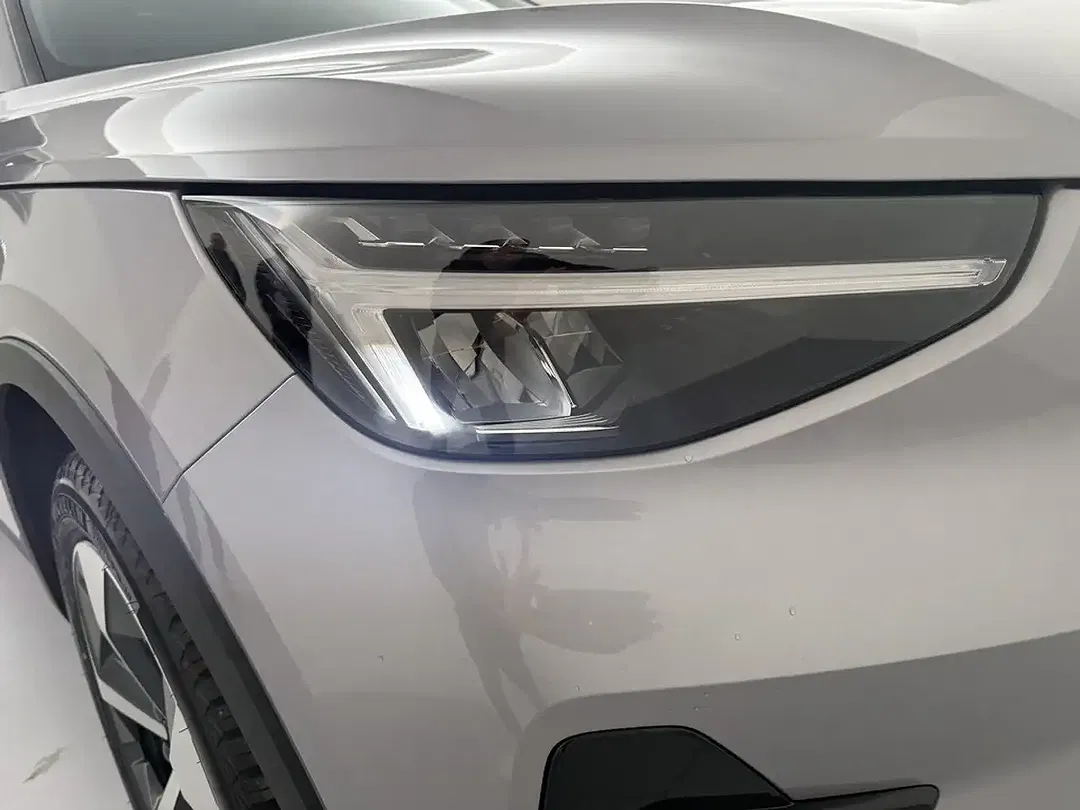 Volvo XC40 B3 Plus Dark - foto 14