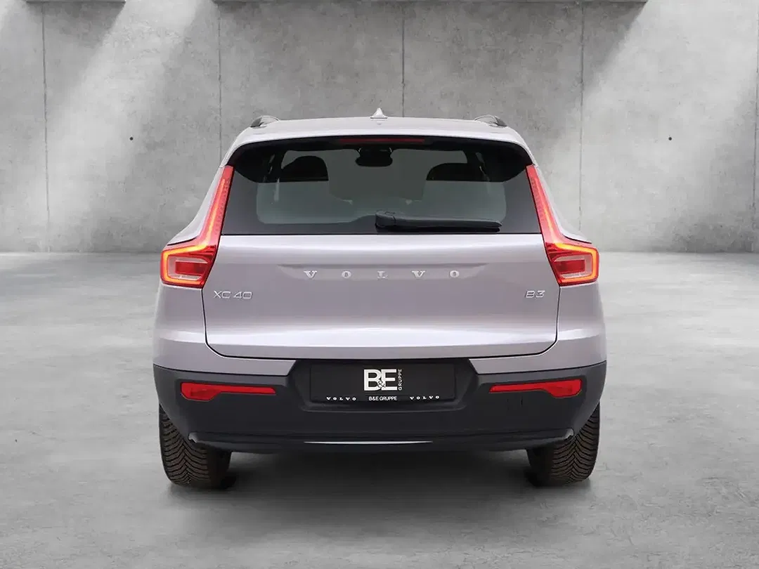 Volvo XC40 B3 Plus Dark - Thumbnail 6