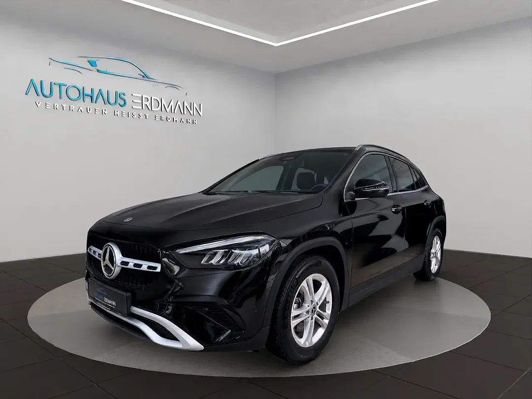 Mercedes-Benz GLA 200 AUT - Afbeelding 1