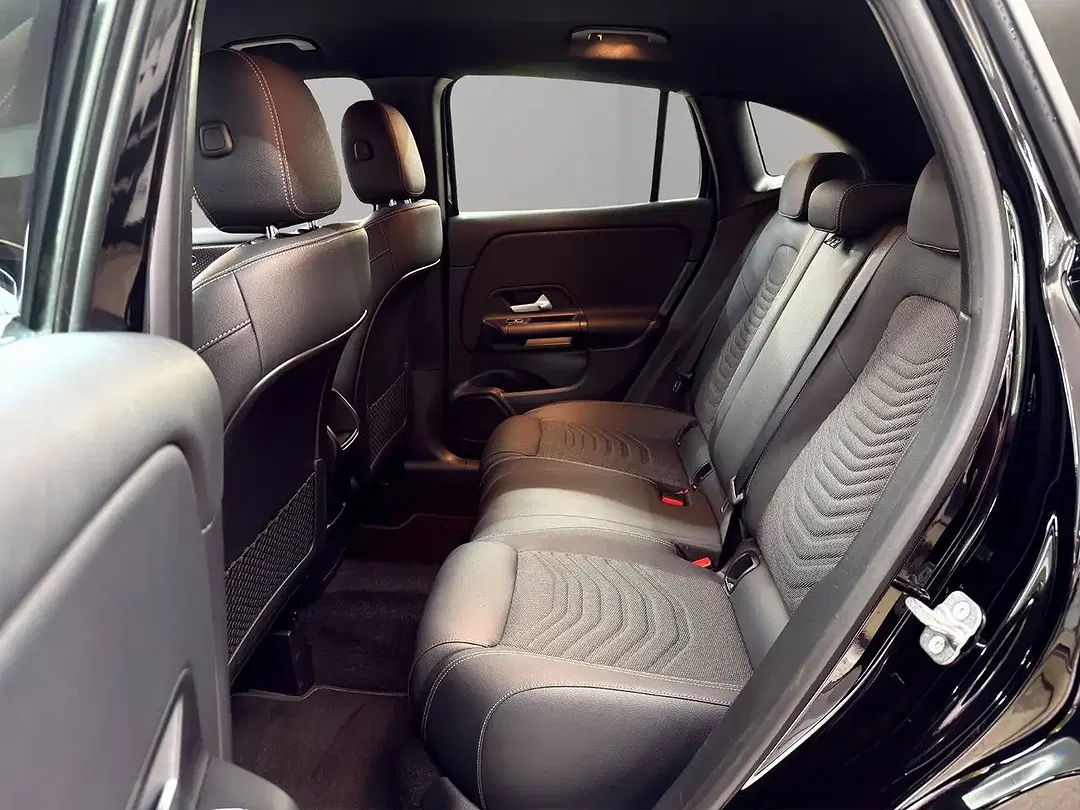 Mercedes-Benz GLA 200 AUT - foto 15