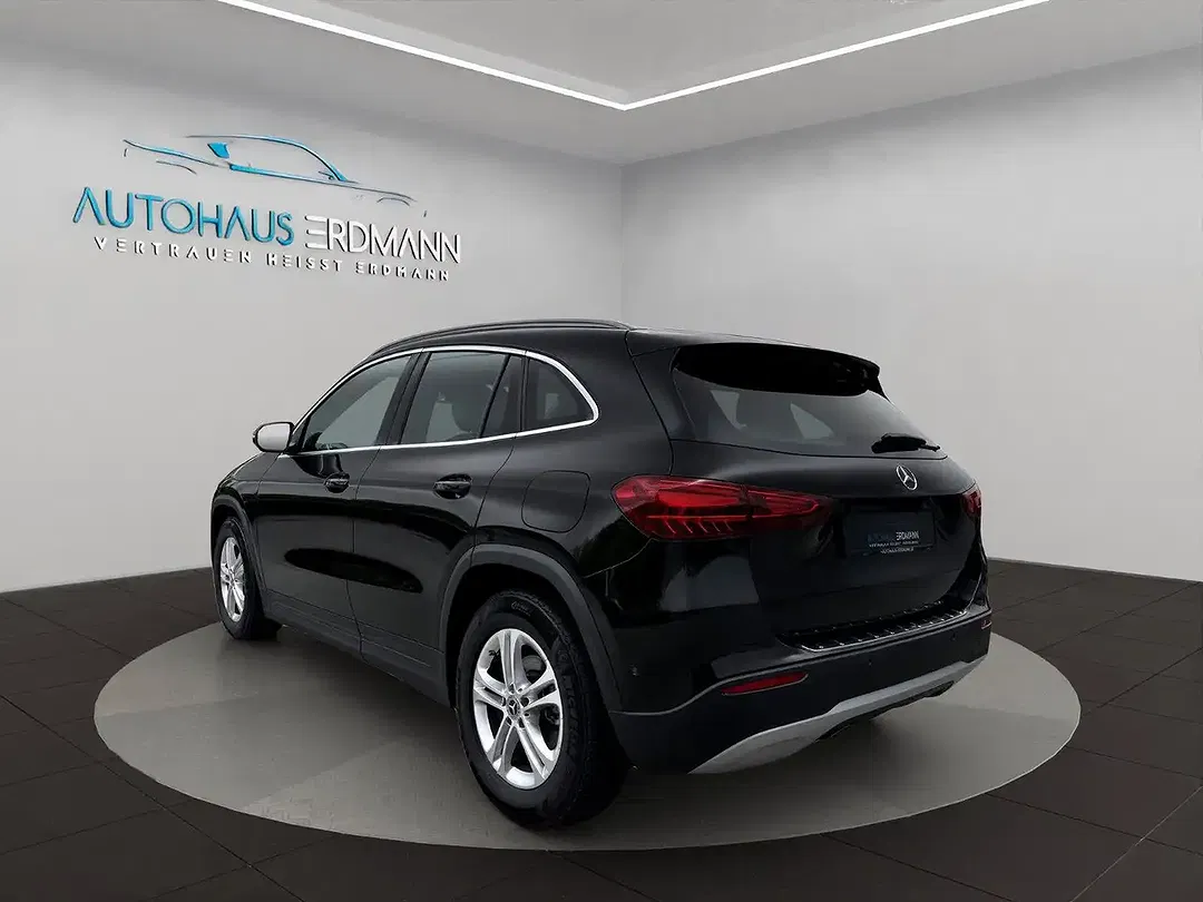 Mercedes-Benz GLA 200 AUT - Thumbnail 5