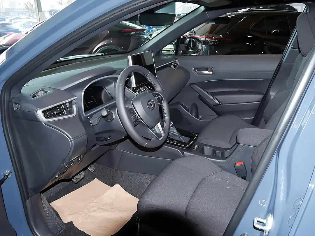Toyota Corolla Cross VVT-i Hybrid Style - Thumbnail 12