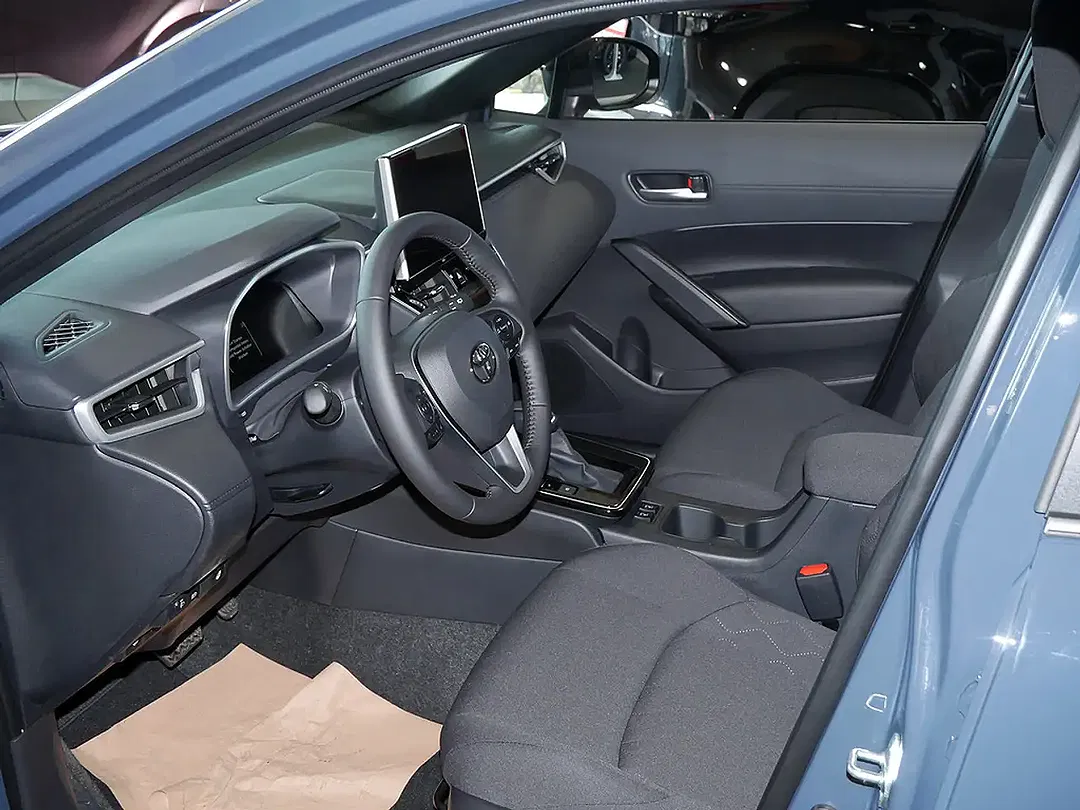Toyota Corolla Cross VVT-i Hybrid Style - Thumbnail 13
