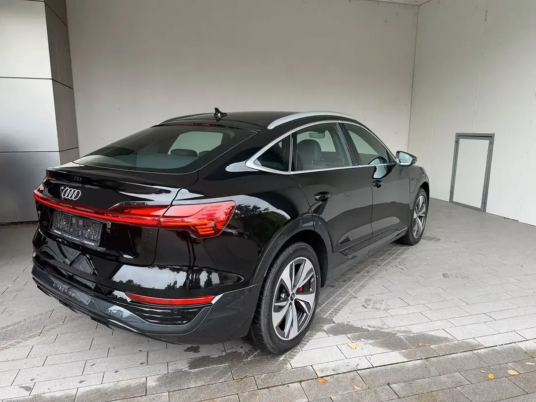 Audi Q8 50 e-tron quattro Sportback advanced - Thumbnail 5