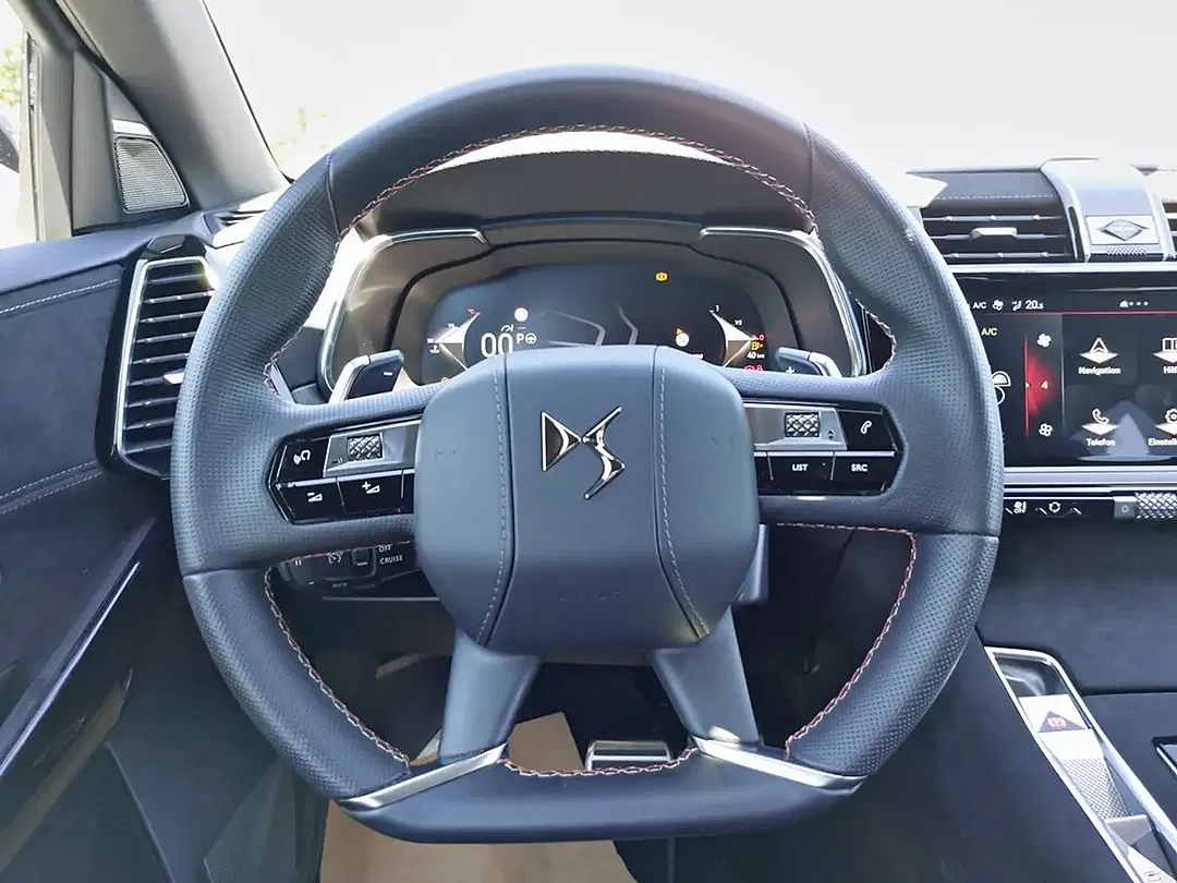 DS Automobiles DS 7 Crossback - Thumbnail 13