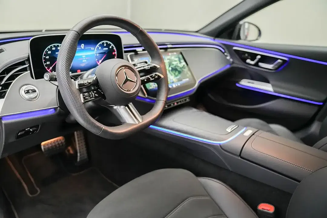 Mercedes-Benz E 220 4MATIC Sport - Thumbnail 6