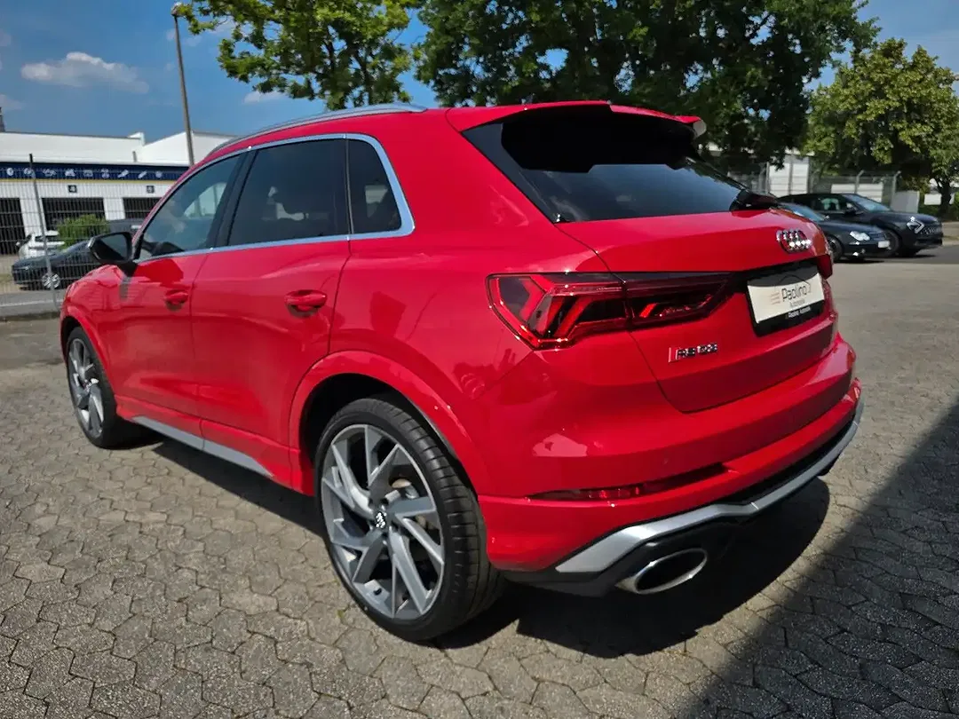 Audi RS Q3 2.5 TFSI quattro - Thumbnail 3