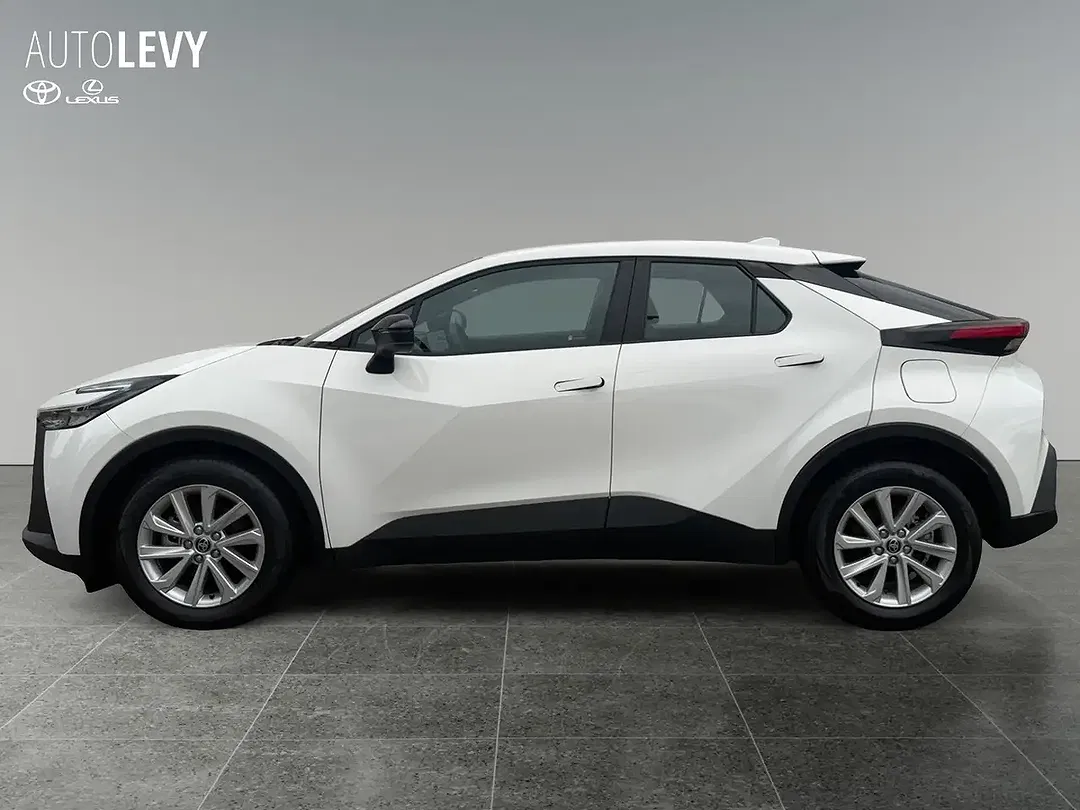 Toyota C-HR Hybrid - Thumbnail 2