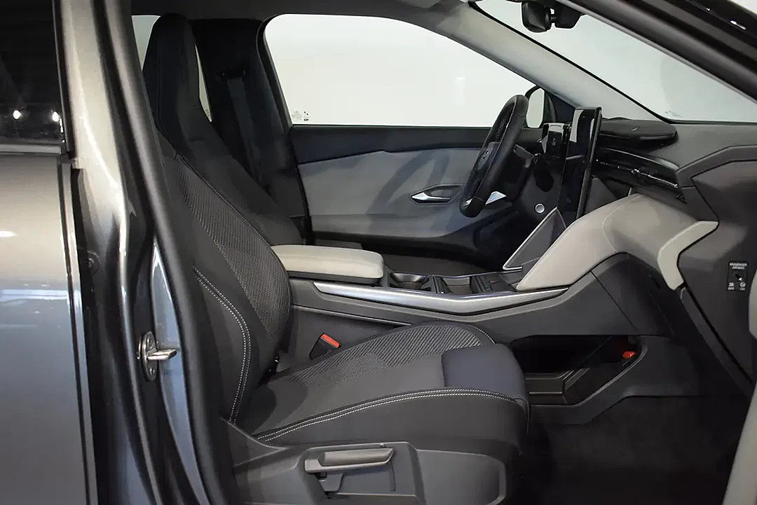Ford Explorer Select - Thumbnail 10